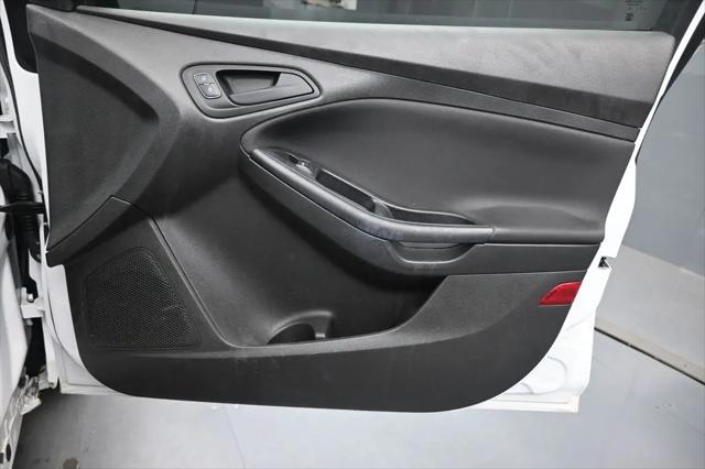 2016 Ford Focus S