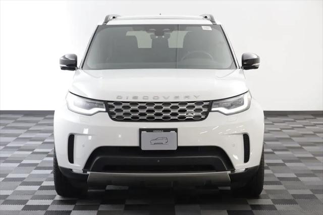 2025 Land Rover Discovery P300 S