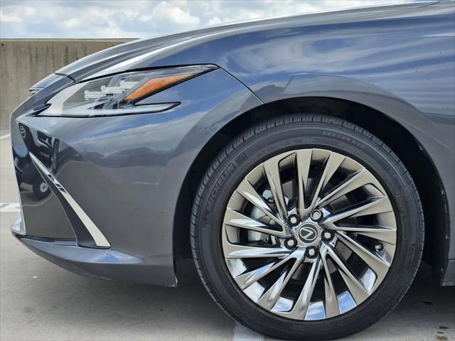 2024 Lexus ES 350 Ultra Luxury