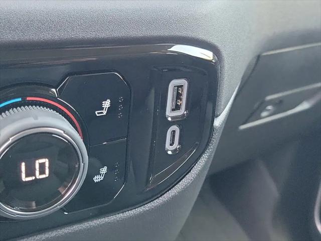2026 Chevrolet Silverado 1500 4WD Crew Cab Short Bed RST