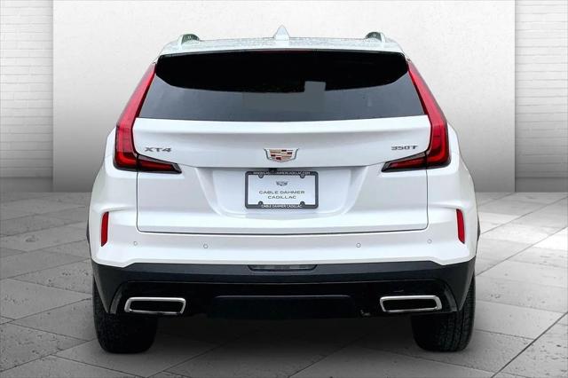 2025 Cadillac XT4 FWD Premium Luxury