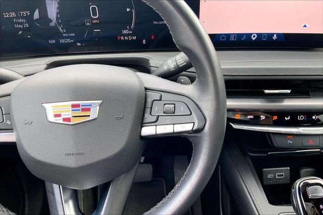 2025 Cadillac XT4 FWD Premium Luxury