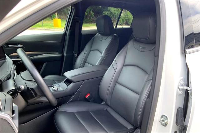 2025 Cadillac XT4 FWD Premium Luxury