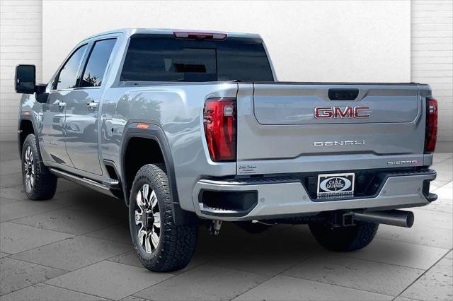 2025 GMC Sierra 2500HD 4WD Crew Cab Standard Bed Denali