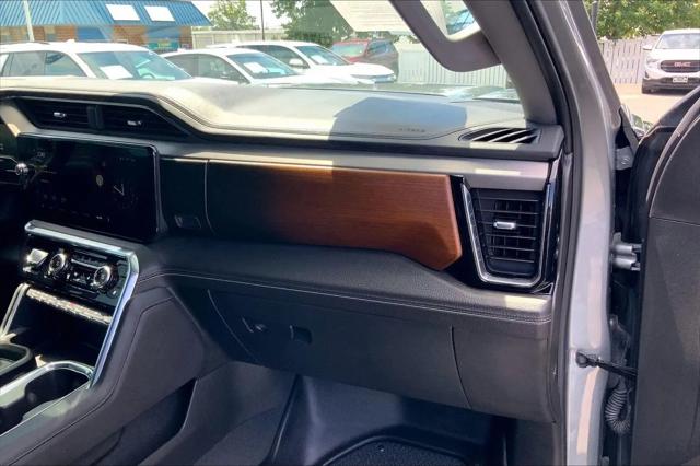 2025 GMC Sierra 2500HD 4WD Crew Cab Standard Bed Denali