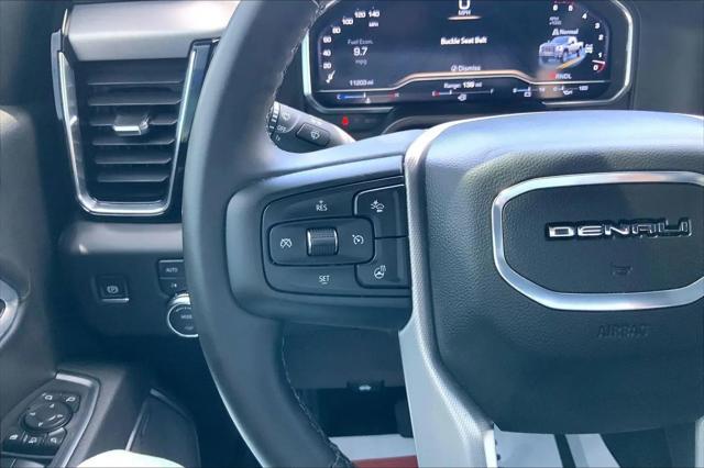 2025 GMC Sierra 2500HD 4WD Crew Cab Standard Bed Denali