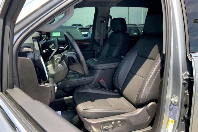 2025 GMC Sierra 2500HD 4WD Crew Cab Standard Bed Denali