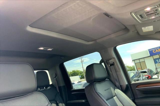 2025 GMC Sierra 2500HD 4WD Crew Cab Standard Bed Denali