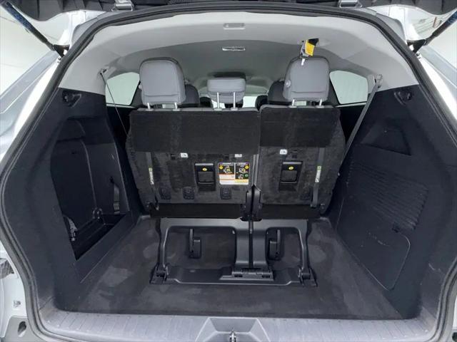 2025 Toyota Sienna LE
