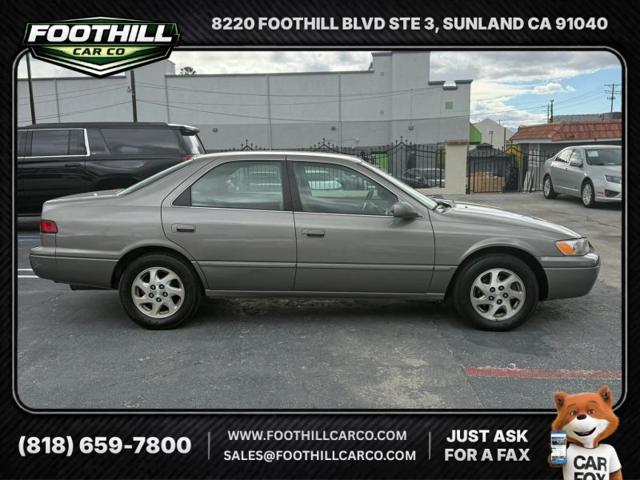 1999 Toyota Camry LE