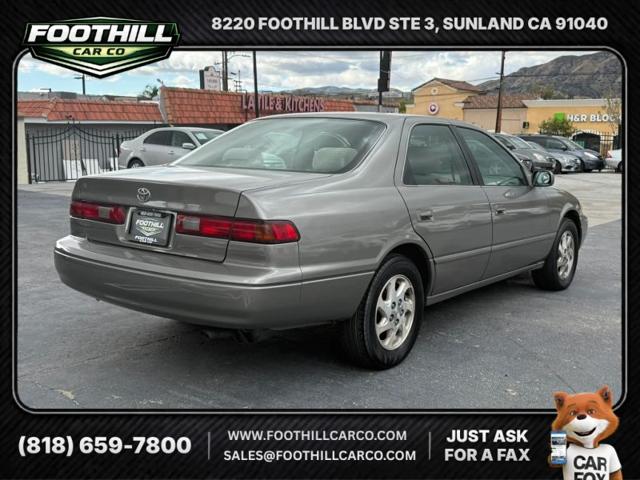 1999 Toyota Camry LE