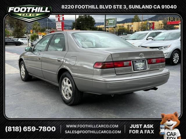 1999 Toyota Camry LE
