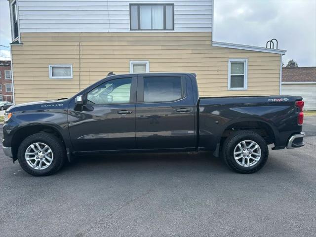 2022 Chevrolet Silverado 1500 4WD Crew Cab Short Bed LT with 2FL