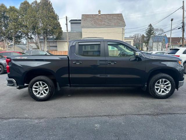 2022 Chevrolet Silverado 1500 4WD Crew Cab Short Bed LT with 2FL