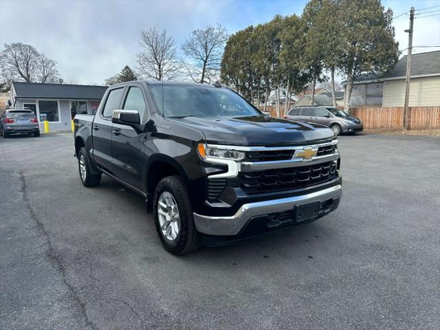 2022 Chevrolet Silverado 1500 4WD Crew Cab Short Bed LT with 2FL