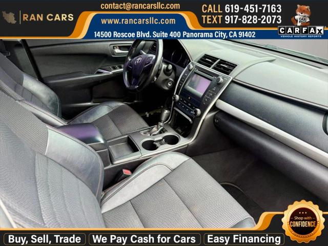 2016 Toyota Camry SE