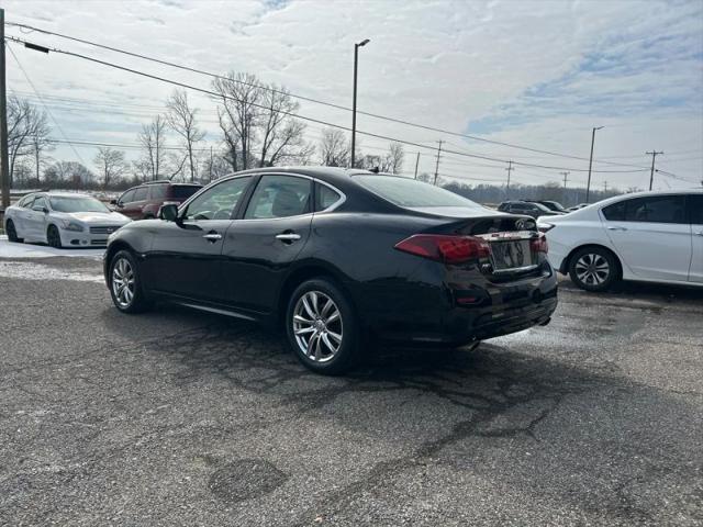 2015 INFINITI Q70 3.7X