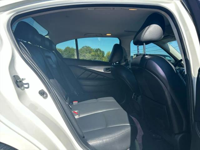 2020 INFINITI Q50 LUXE