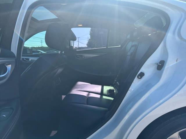 2020 INFINITI Q50 LUXE