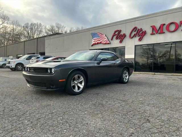 2016 Dodge Challenger SXT