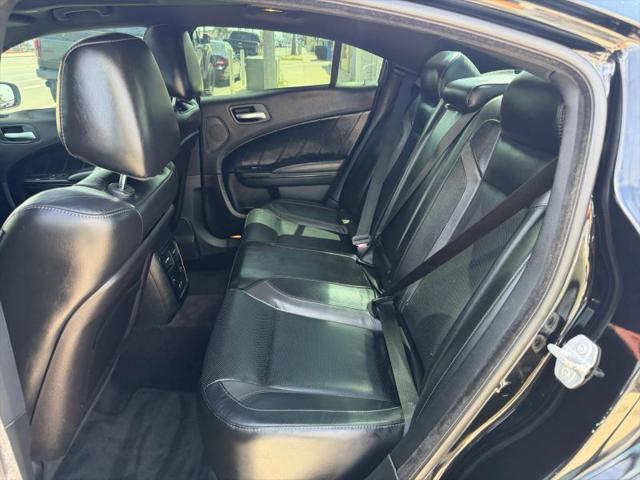2017 Dodge Charger SXT RWD