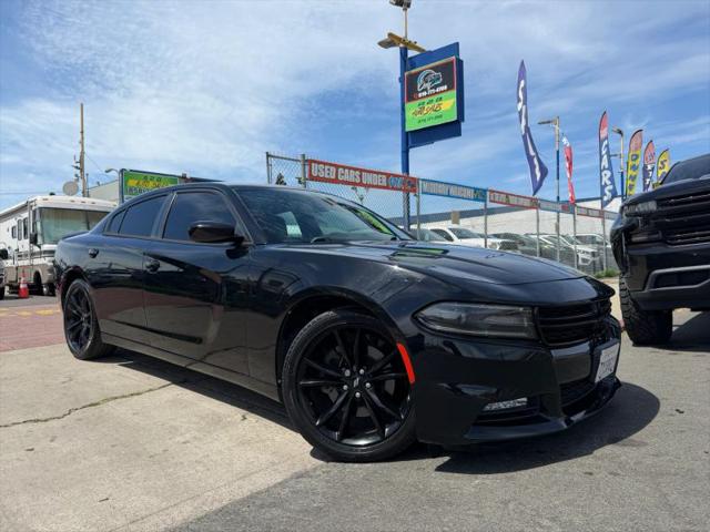 2017 Dodge Charger SXT RWD
