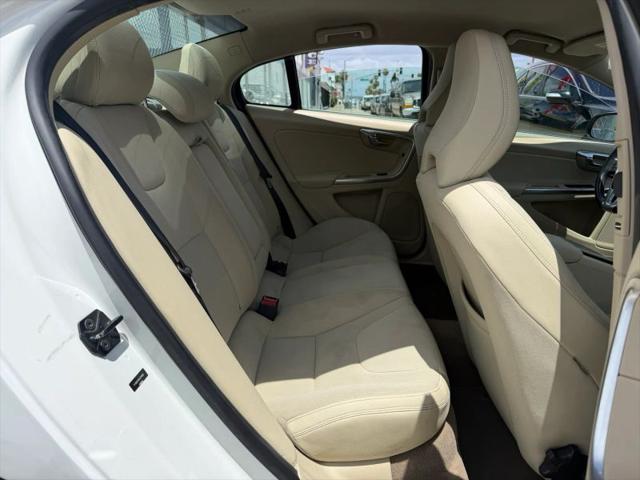 2012 Volvo S60 T5