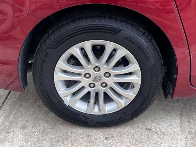 2013 Toyota Sienna XLE V6 8 Passenger