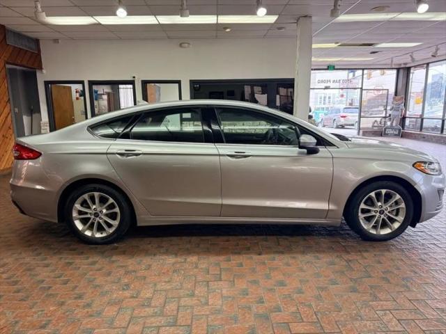 2020 Ford Fusion Hybrid SE