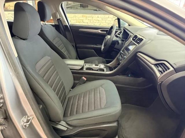 2020 Ford Fusion Hybrid SE