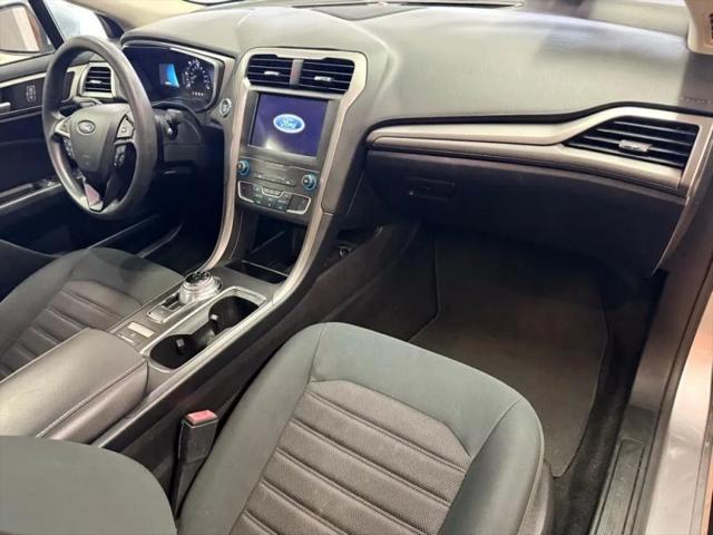 2020 Ford Fusion Hybrid SE