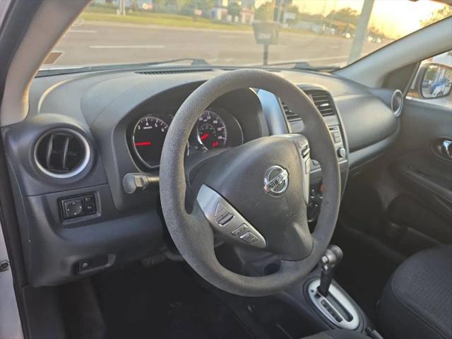 2016 Nissan Versa 1.6 SV