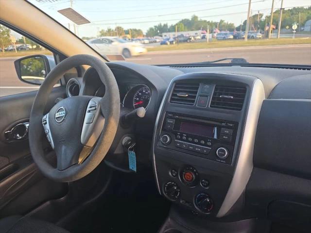 2016 Nissan Versa 1.6 SV