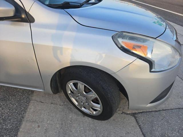 2016 Nissan Versa 1.6 SV