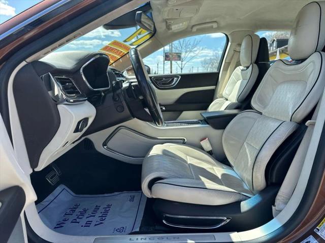 2017 Lincoln Continental Black Label