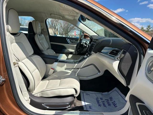 2017 Lincoln Continental Black Label
