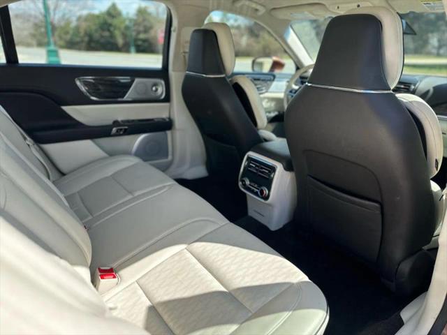 2017 Lincoln Continental Black Label