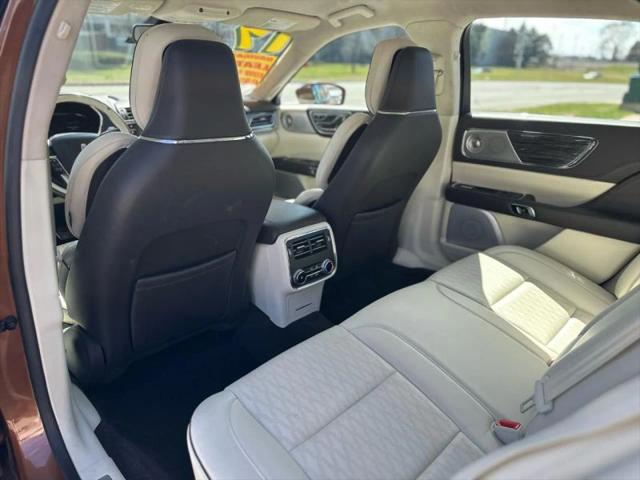 2017 Lincoln Continental Black Label