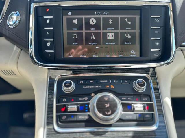 2017 Lincoln Continental Black Label