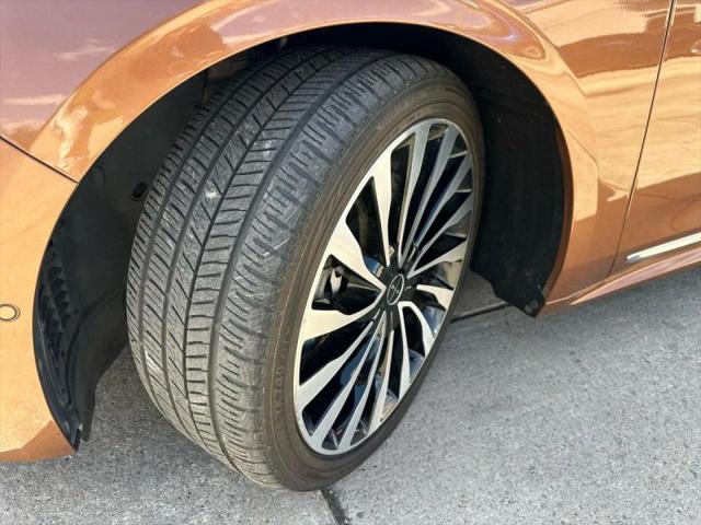 2017 Lincoln Continental Black Label
