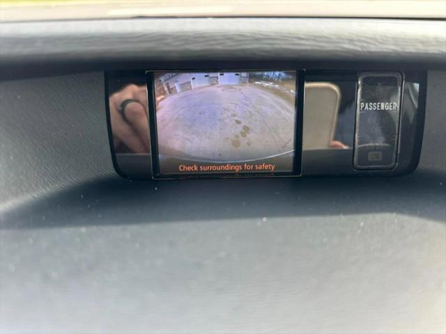 2013 Toyota Sienna LE V6 8 Passenger