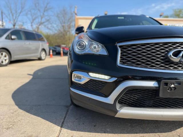 2016 INFINITI QX50 Base