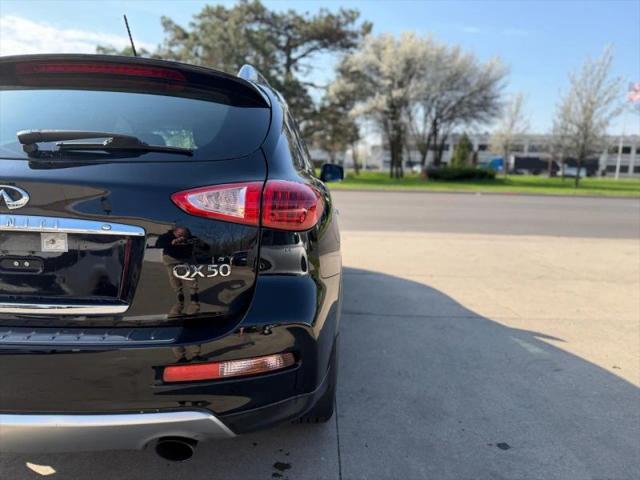 2016 INFINITI QX50 Base