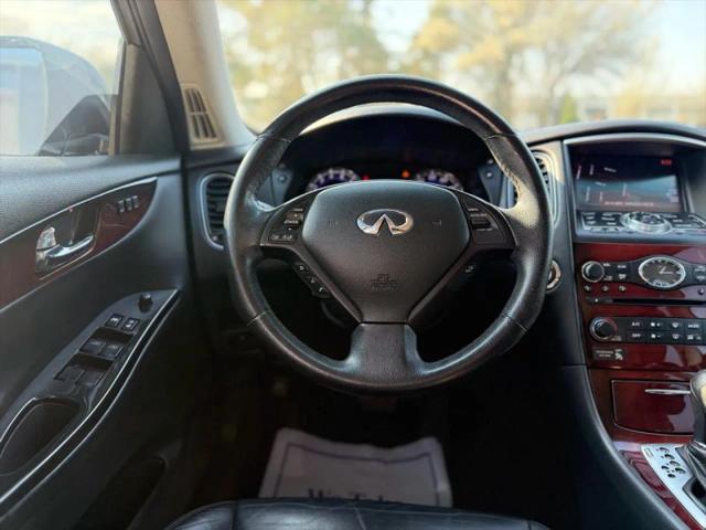 2016 INFINITI QX50 Base