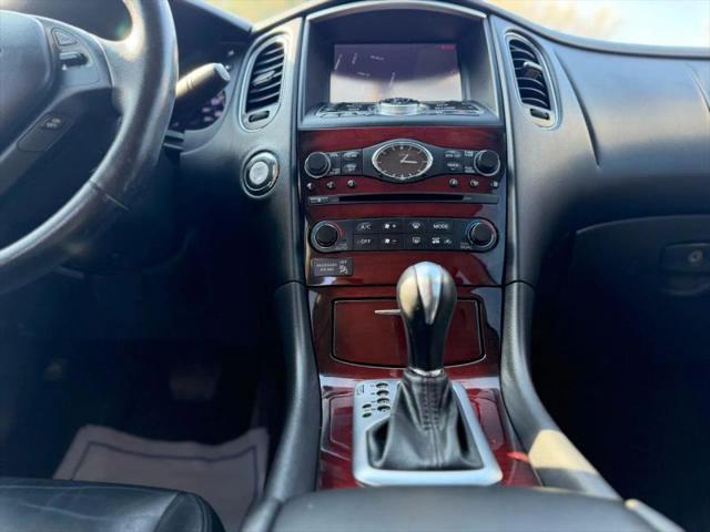 2016 INFINITI QX50 Base