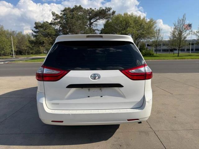 2017 Toyota Sienna L 7 Passenger