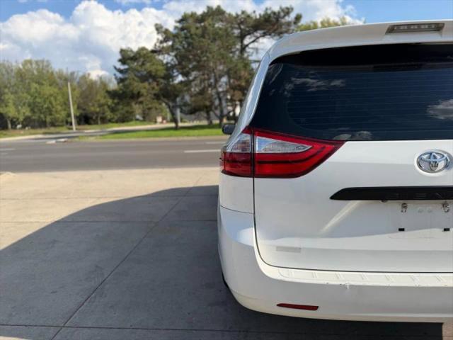 2017 Toyota Sienna L 7 Passenger