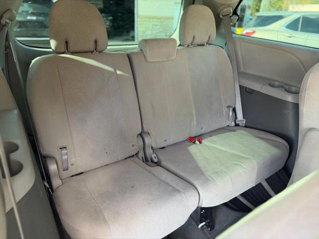 2017 Toyota Sienna L 7 Passenger