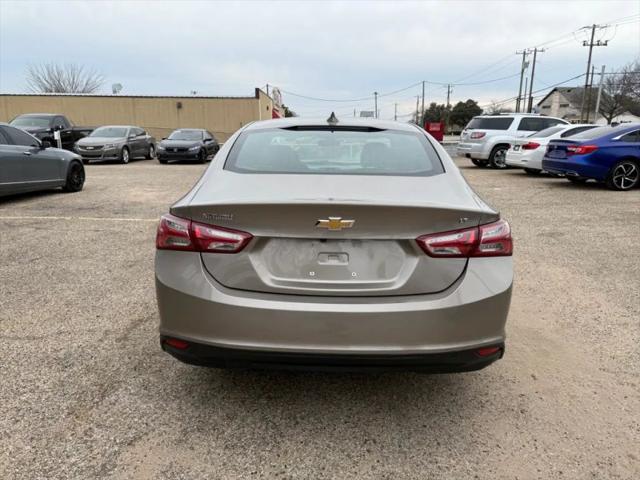 2022 Chevrolet Malibu FWD LT