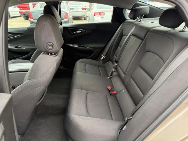 2022 Chevrolet Malibu FWD LT
